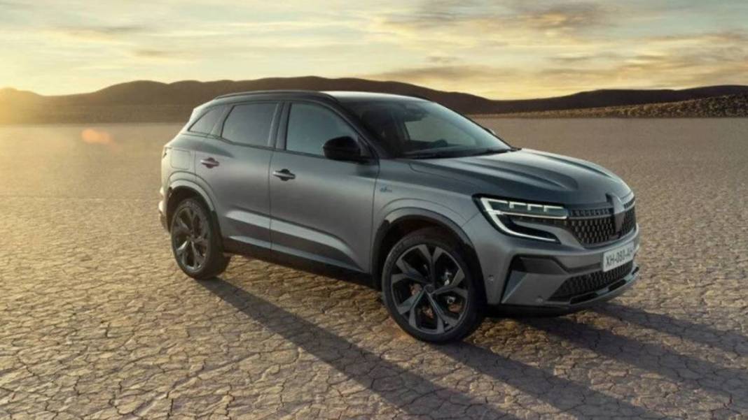 SUV alacaklara Renault'tan iyi haber! Tüm modellerde dev indirim ve 0.99 faiz müjdesi 1